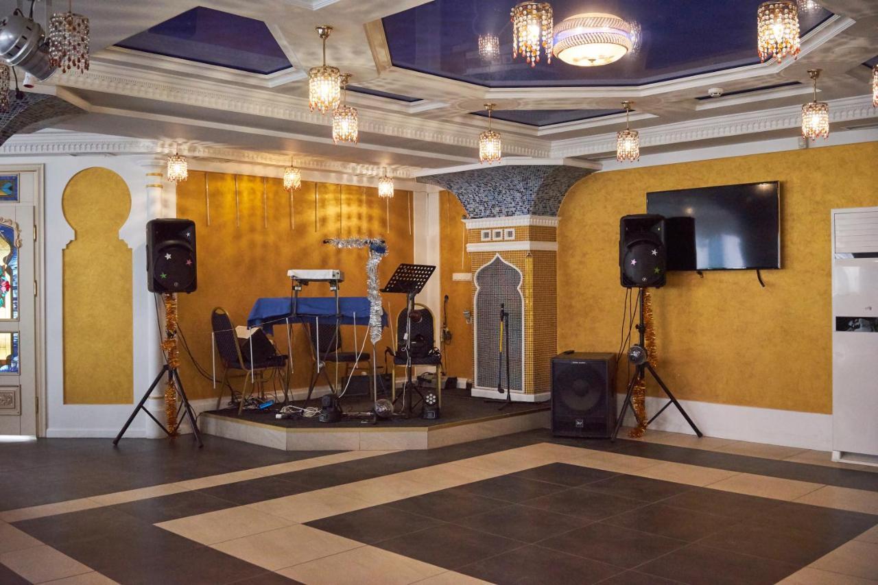 Східний Hotell Berezhany Eksteriør bilde