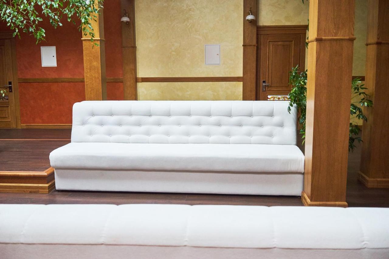 Східний Hotell Berezhany Eksteriør bilde