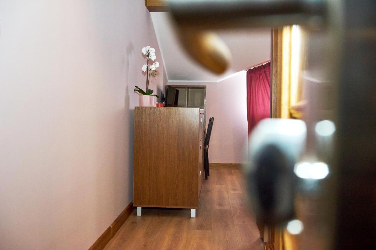 Східний Hotell Berezhany Eksteriør bilde
