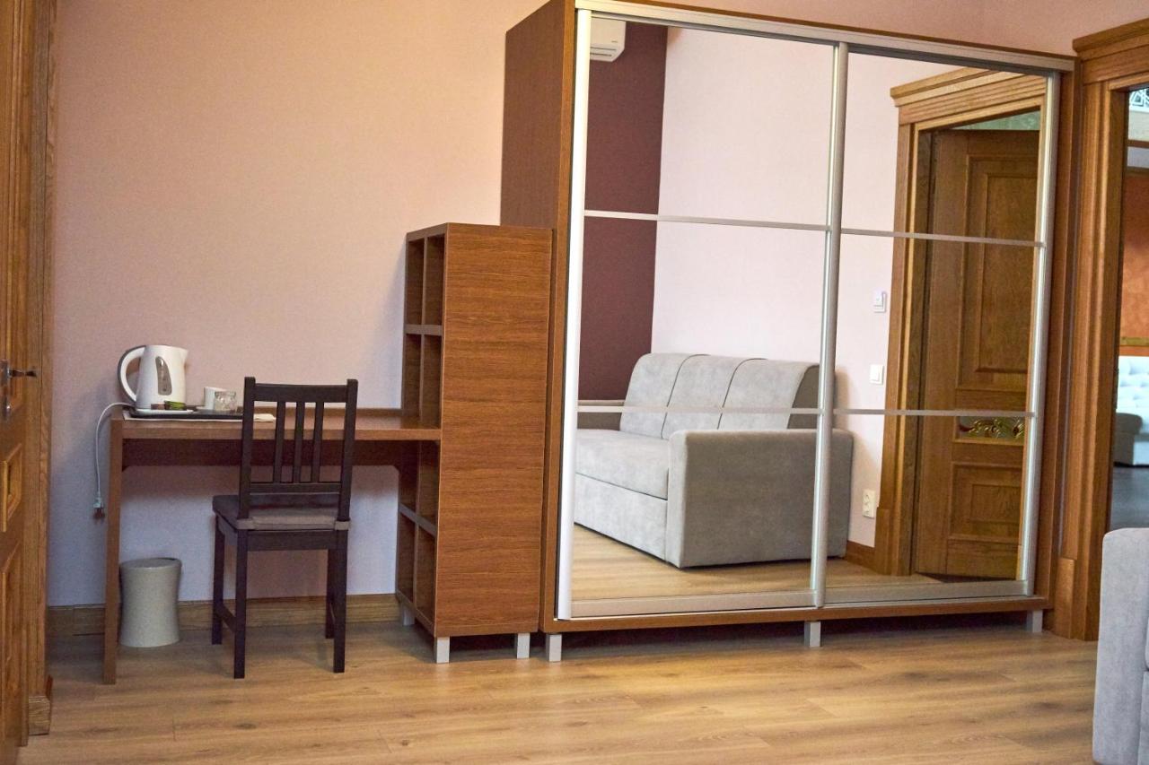 Східний Hotell Berezhany Eksteriør bilde