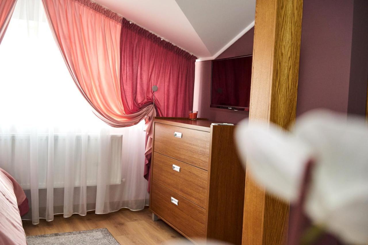 Східний Hotell Berezhany Eksteriør bilde