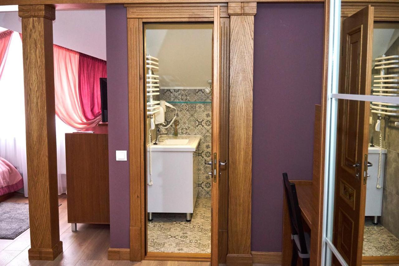 Східний Hotell Berezhany Eksteriør bilde