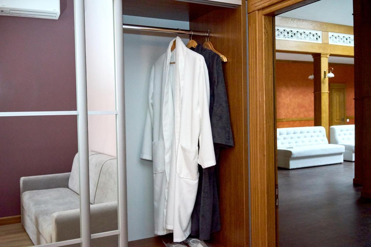 Східний Hotell Berezhany Eksteriør bilde