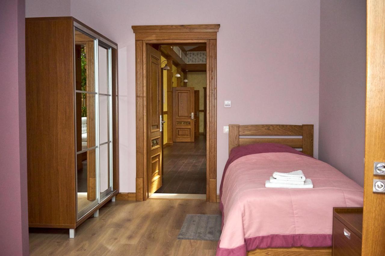 Східний Hotell Berezhany Eksteriør bilde