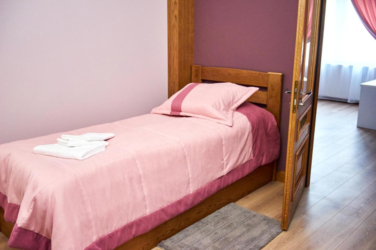 Східний Hotell Berezhany Eksteriør bilde